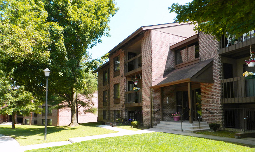 Exterior at Spring Valley Apartments, Cockeysville, 21030